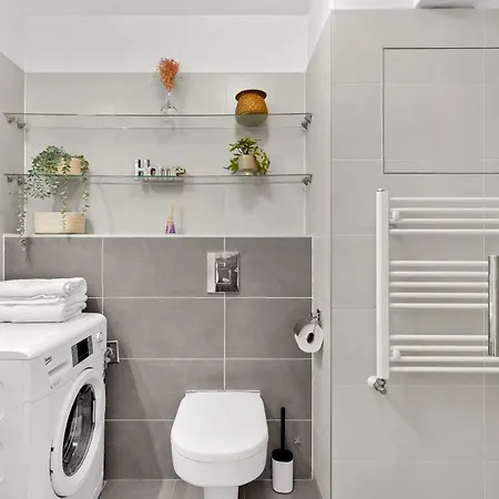 Modern With Ac, Balcony & Free Parking Apartamento Bratislava