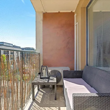 Modern With Ac, Balcony & Free Parking * Bratislava