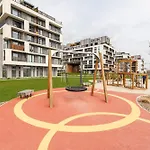 Slnecnice With Parking And 24 Hour Check In Lägenhet Bratislava